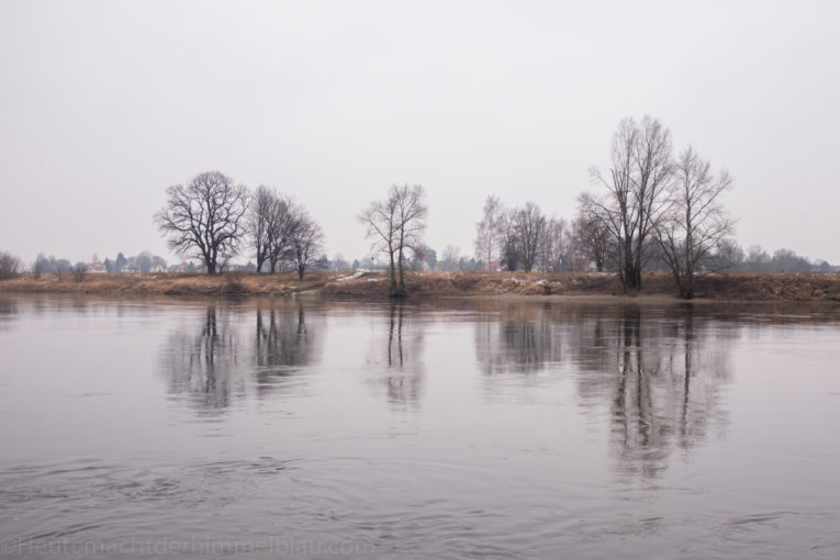 Februar